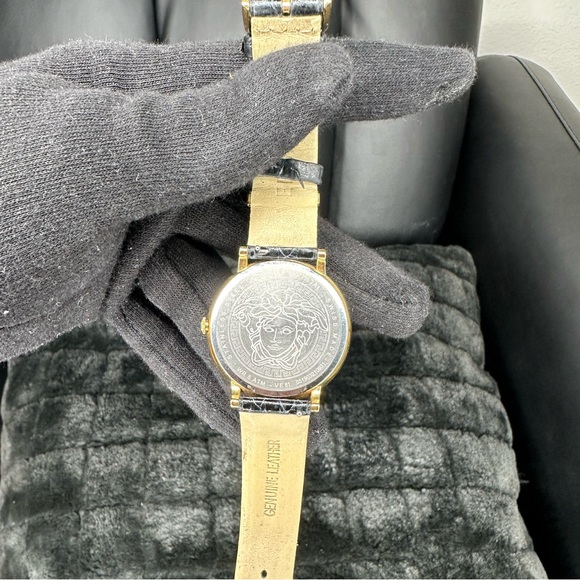 VERSACE 
V-Circle Strap Watch - Picture 3 of 5